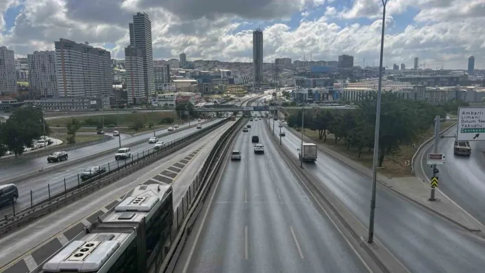 Bayram tatilinin ilk günü İstanbul'da trafik boş kaldı