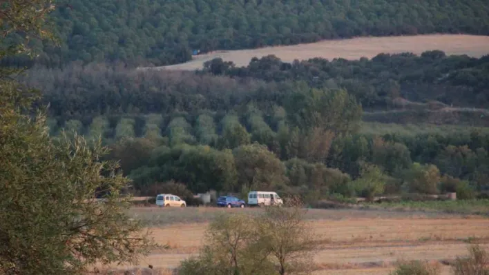 Bayramiç'te tarlada ölü bulunan 10 yaşındaki çocuk toprağa verildi