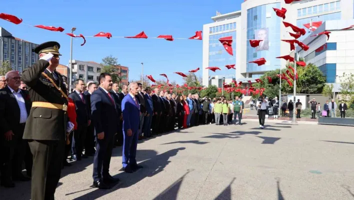 Bayrampaşa'da 100'üncü yıl coşkusu