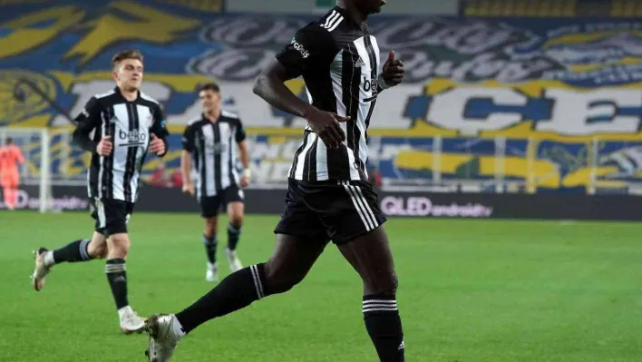 Beşiktaş, Aboubakar için gün sayıyor