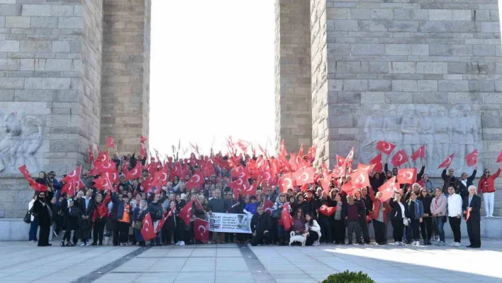 Beşiktaş Belediyesi Çanakkale Zaferi'nin 109'uncu yılına özel gezi düzenledi