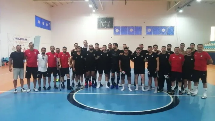 Beşiktaş Erkek Hentbol Takımı, yeni sezona Muratlı'da hazırlanıyor