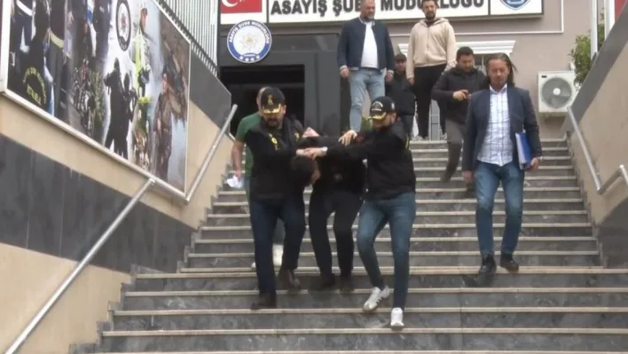 Beşiktaş'ta eşiyle kafeteryada oturan adama şok saldırı: Ensesinden silahla vurularak öldürüldü