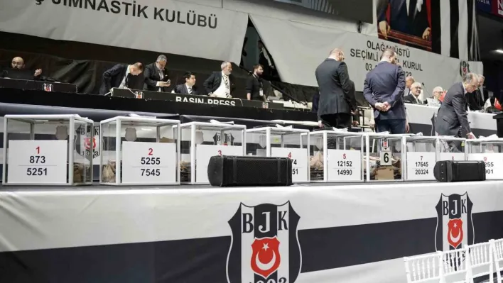 Beşiktaş'ta oy sayma işlemi başladı