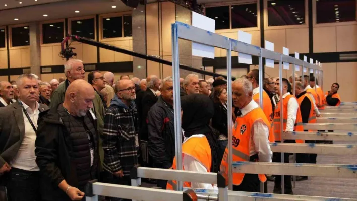 Beşiktaş'ta oy verme işlemi başladı