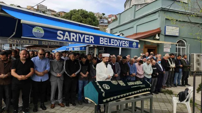 Beşiktaş'taki yangında hayatını kaybeden Efe Demir gözyaşlarıyla uğurlandı