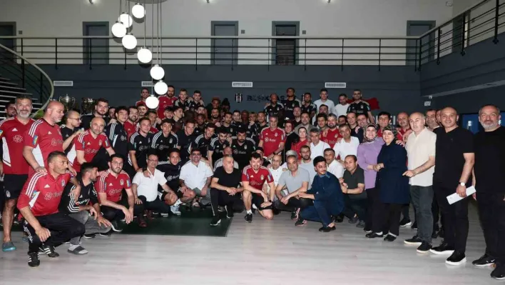 Beşiktaş'tan Atiba Hutchinson'a veda