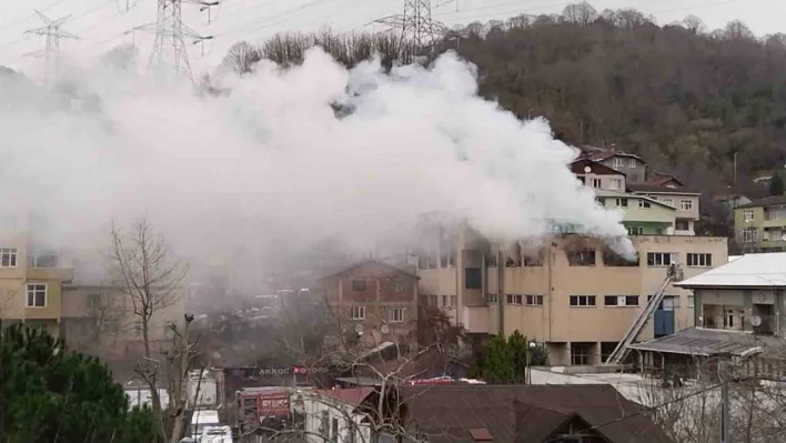 Beykoz'da kibrit üretim atölyesinde yangın