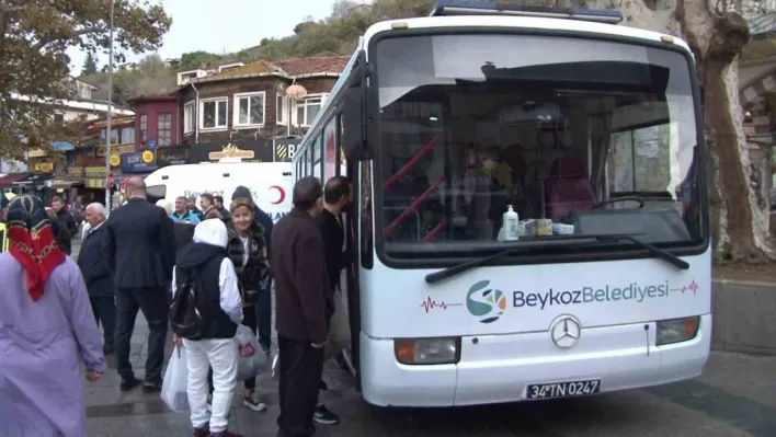 Beykoz'da sağlık otobüsü ile vatandaşlara ücretsiz sağlık taraması yapılıyor