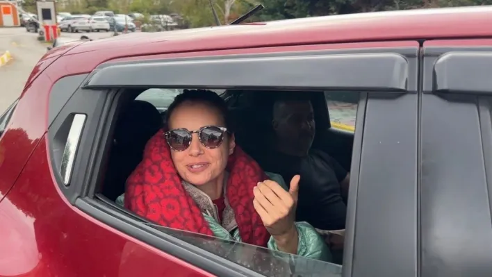 Beykoz'da trafik kazası geçiren Özgü Namal hastaneden taburcu oldu