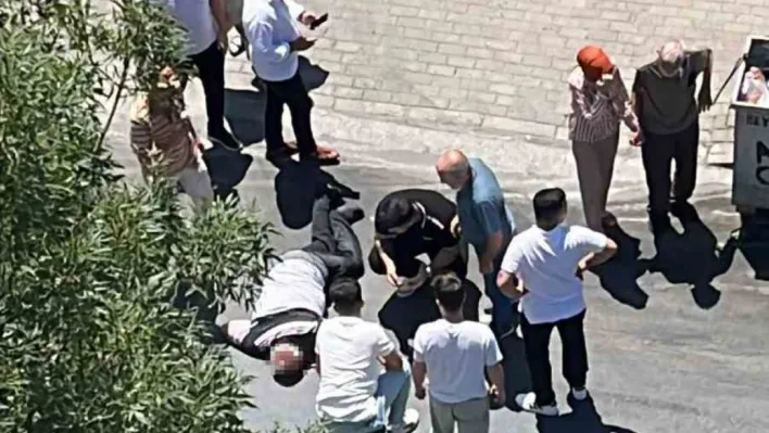 Beylikdüzü'nde feci kaza: Süratle gelen otomobil yayaya çarpıp kaçtı