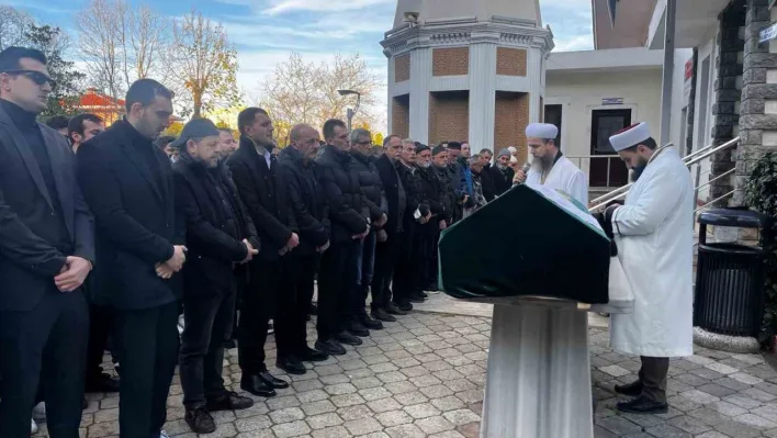 Beylikdüzü'nde silahlı saldırı sonucu hayatını kaybeden genç son yolculuğuna uğurlandı