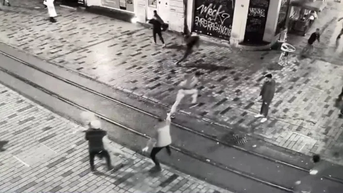 Beyoğlu'nda 1 kişinin öldüğü kavganın görüntüleri ortaya çıktı