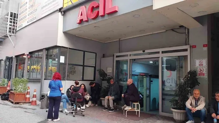 Beyoğlu'nda özel hastane 'deprem tadilatı' gerekçesiyle kapatıldı, işten çıkarılan çalışanlar tepki gösterdi