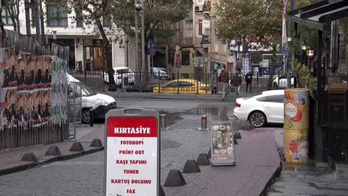 Beyoğlu'nda polis ekipleri ve şüpheliler arasında çatışma: 1 ölü