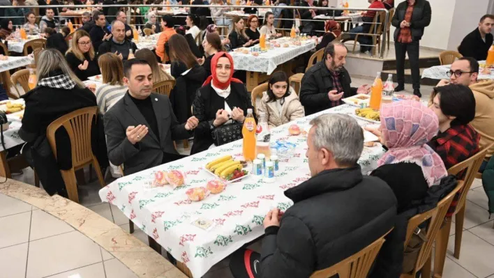 Biga Belediyesi ailesi iftarda bir araya geldi