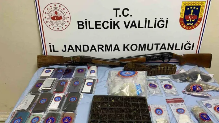 Bilecik'te 111 personelin katılımıyla 21 noktaya uyuşturucu operasyonu