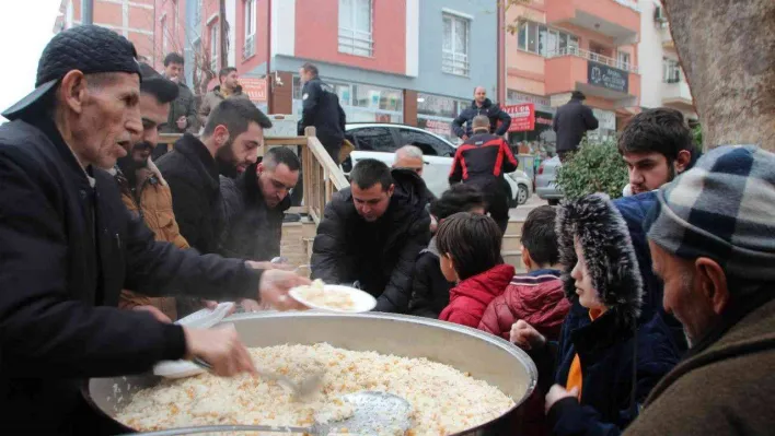 Bilecik'te eski Ülkü Ocakları Genel Başkanı Sinan Ateş için mevlit düzenlendi