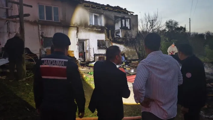 Bilecik'te ev yangını kontrol altına alındı