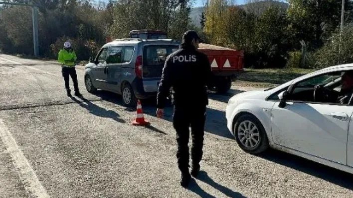 Bilecik'te göçmen kaçakçılığına yönelik denetim