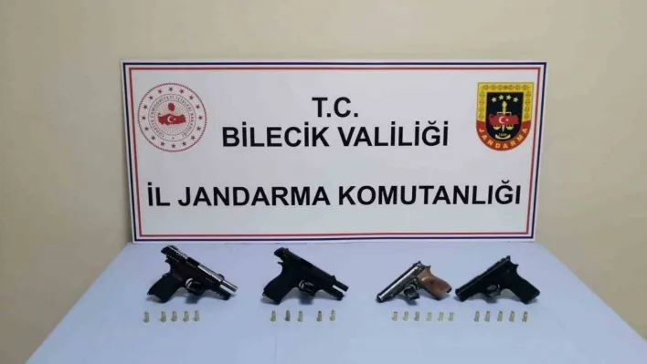 Bilecik'te kaçak silah ticaretine suçüstü