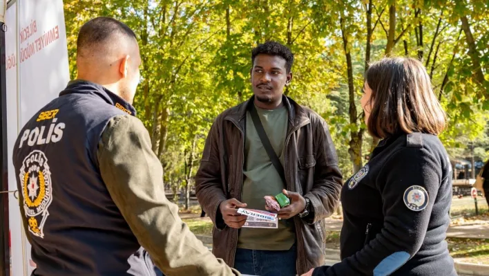 Bilecik'te öğrenciler dolandırıcılık ve güvenlik konularında bilgilendirildi
