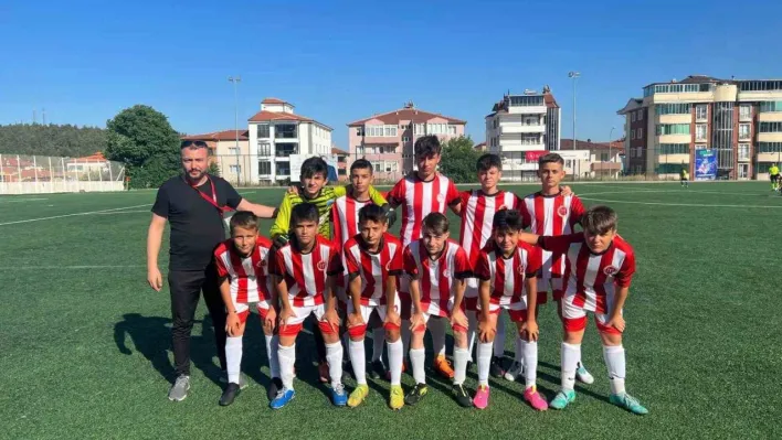 Bilecik U13 Gençler Ligi'nin şampiyonu 1299 Bilecik Kulübü oldu