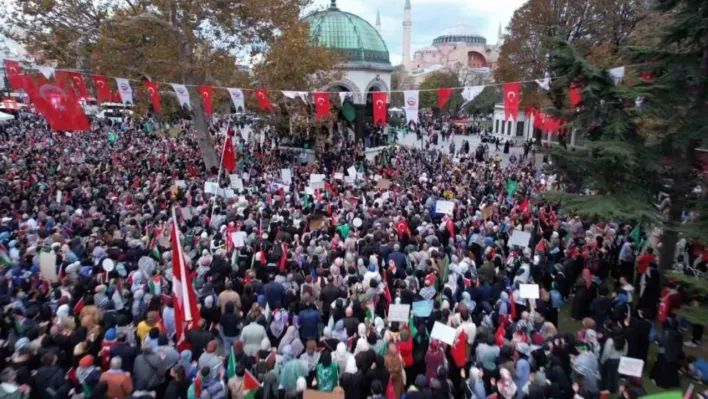 Binlerce kişi Filistin için Edirnekapı'dan Sultanahmet'e kadar yürüdü