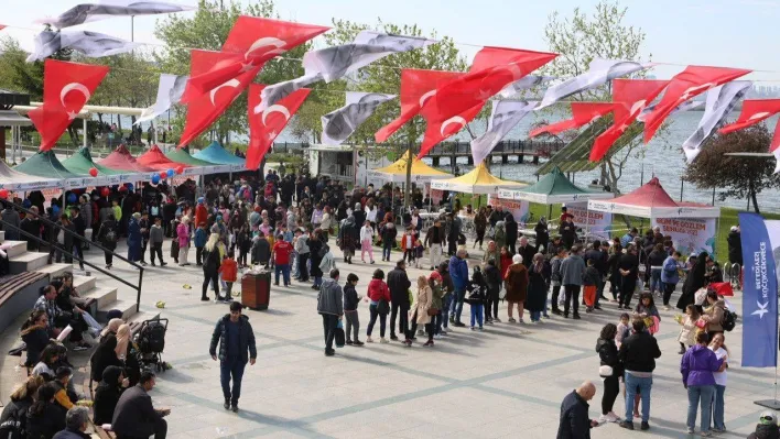 Binlerce Öğrenci Küçükçekmece'deki Bilim Ve Gözlem Şenliği'nde buluştu