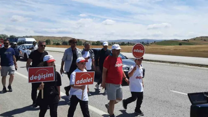 Bolu Belediye Başkanı Özcan: 'Genel Başkan o kadar rahat ki sanki sınıf başkanlığı seçimini kaybetmiş gibi'