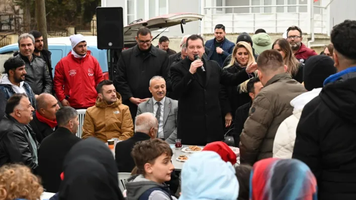 Bora Balcıoğlu, Cumhuriyet Mahallesi'nde Vatandaşlarla Buluştu