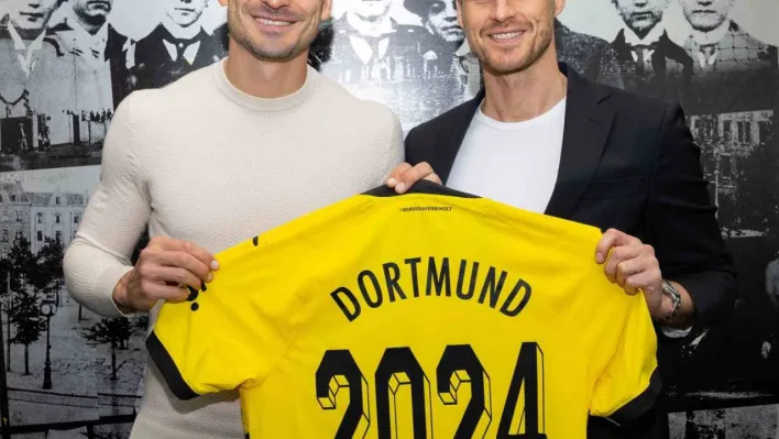 Borussia Dortmund, Mats Hummels'in sözleşmesini 2024 yılına uzattı