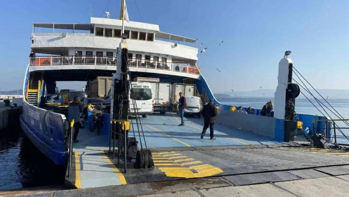 Bozcaada ve Gökçeada'ya fırtına nedeniyle yarınki tüm feribot seferleri iptal edildi