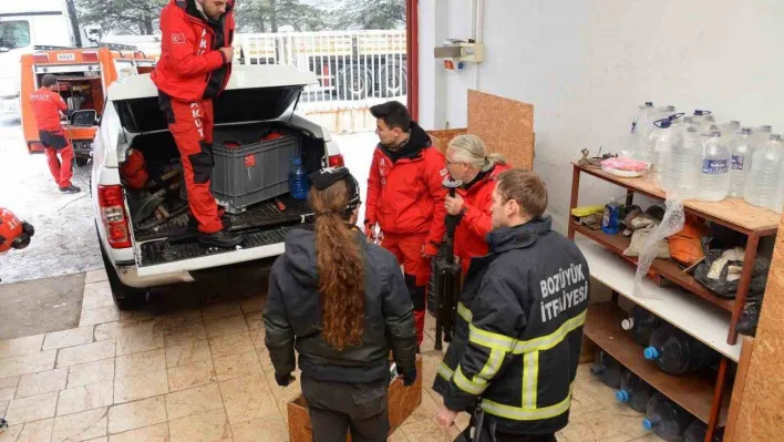 Bozüyük Belediyesi'nden depremzedelere yardım eli