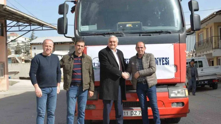 Bozüyük Belediyesi un yüklü 11'inci yardım tırı Kahramanmaraş'a yola çıktı