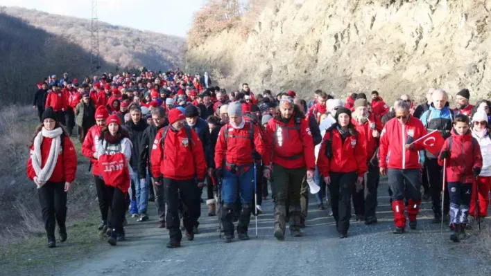 Bozüyük'te Metristepe Zaferi ve Şehitleri Anma Yürüyüşü'nün 16'ncısı yapıldı