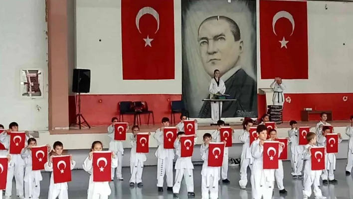Bozüyük'te taekwando kuşak sınavı yapıldı