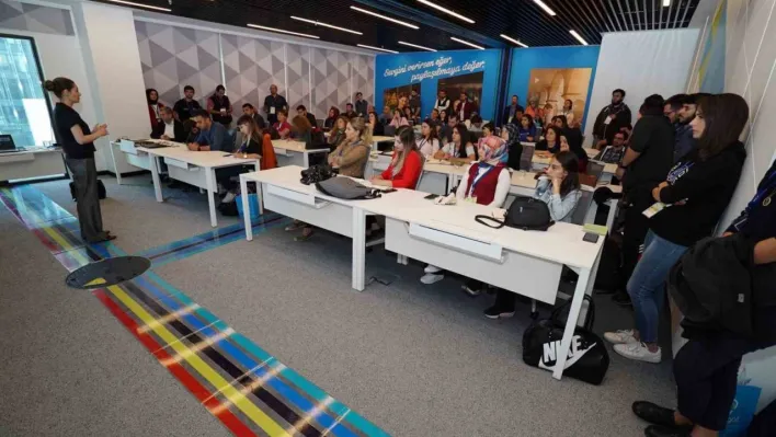 BTK'dan gençlere sertifikalı 10 yeni yapay zeka eğitimi