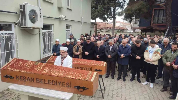 Bu acının tarifi yok: Baba ve oğlu aynı gün hayatını kaybetti