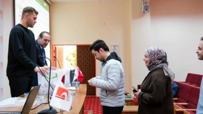 Bu programla öğrenciler hem okuyacak hem de çalışacak