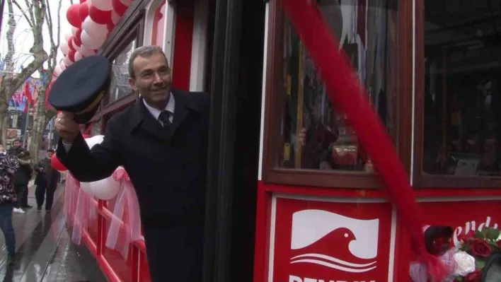 Burası İstiklal Caddesi değil, Pendik Gazipaşa Caddesi