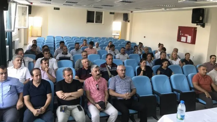 Burhaniye'de Eğitim Değerlendirme Toplantısı yapıldı