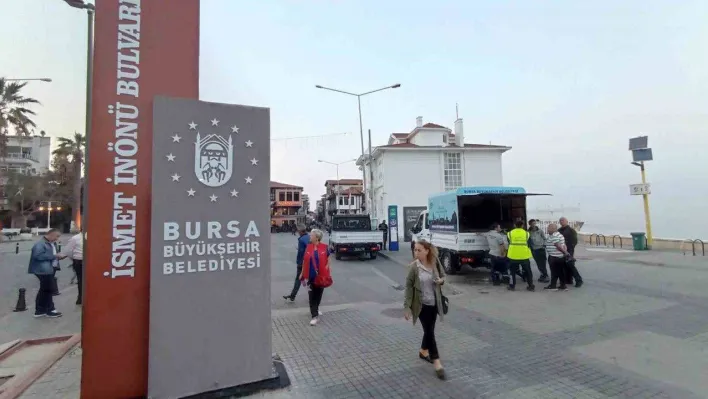 Bursa Büyükşehir Belediyesi'nden CHP'li Mudanya Belediyesi'ne tabela eleştirisi