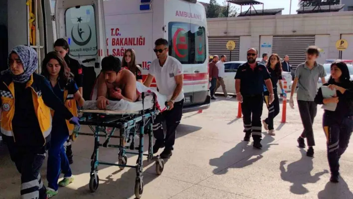 Bursa'da 17 yaşındaki genç ağabeyini bıçakladı