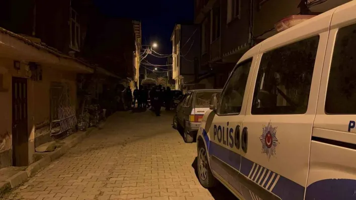 Bursa'da 41 yaşındaki adam yalnız yaşadığı evinde ölü bulundu