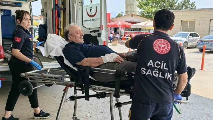 Bursa'da bir işçi elini motorlu testereye kaptırdı
