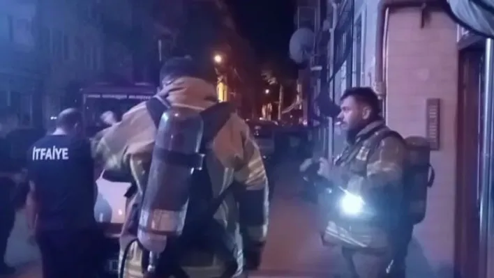 Bursa'da gece yarısı mahalleyi ayağa kaldıran yangın
