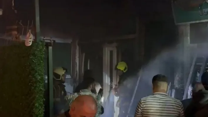 Bursa'da korkutan yangın: Alevler akaryakıt istasyonuna sıçramadan söndürüldü