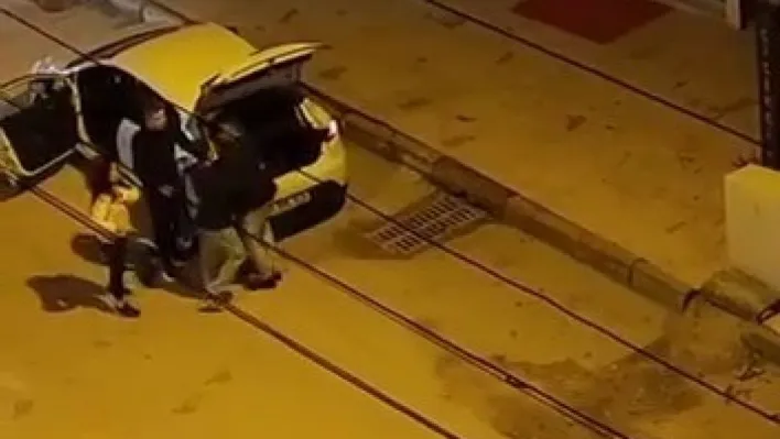 Bursa'da tartıştığı kadını yerde sürükledi: O anlar kamerada