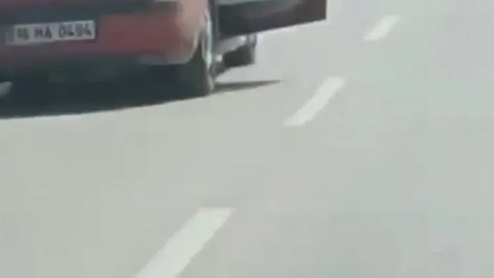 Bursa'da trafikteki tehlikeli taşımacılık kamerada